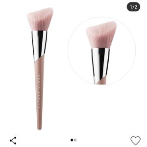 Fenty bronzer brush